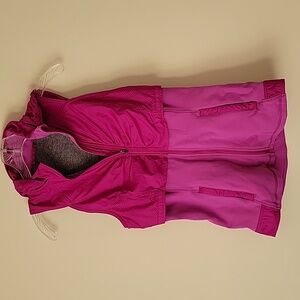 Lululemon Women's Kanto Catch Me Vest in Ultra Violet- Size 4